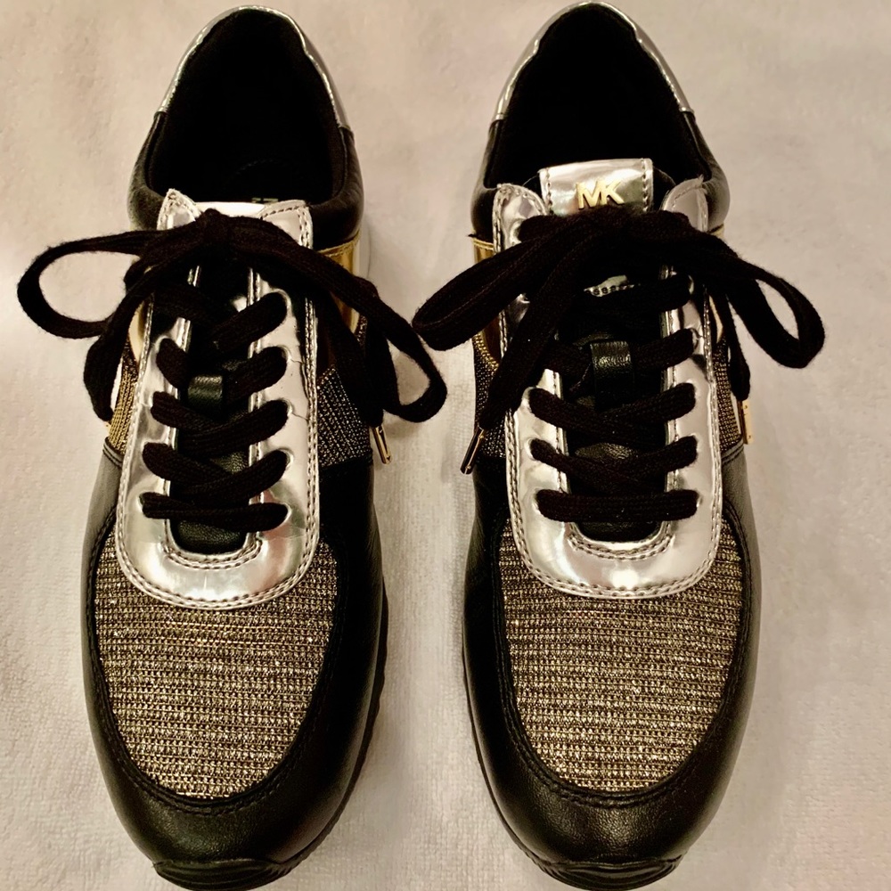MICHAEL Michael Kors Allie Leather Sneaker Size7.5
